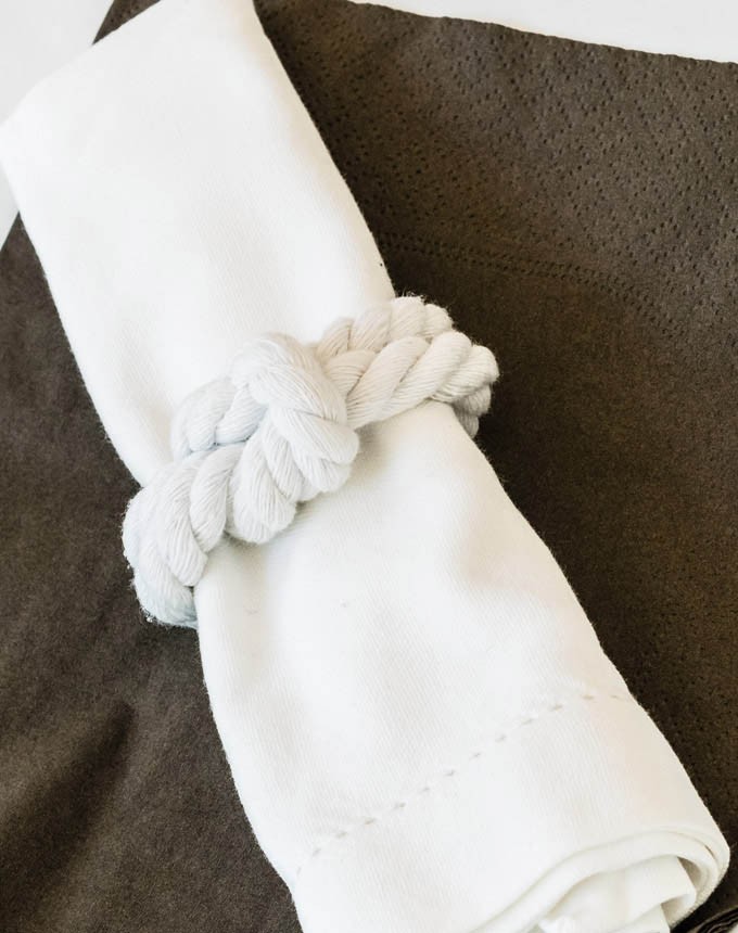 חבק קשר שטוח - כותנה לבן