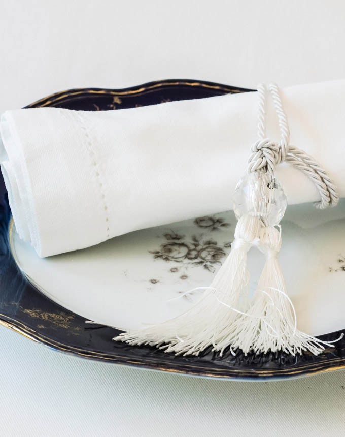 גדיל בינוני+אבן השחלה - לבן