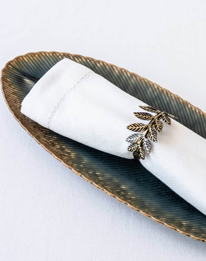 חבק עלה על טבעת - זהב עתיק