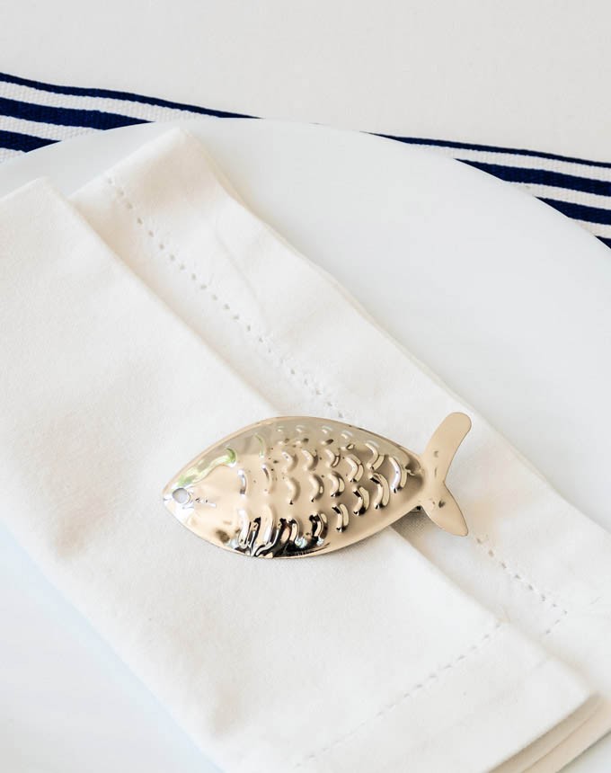 חבק קליפס דג - כסף