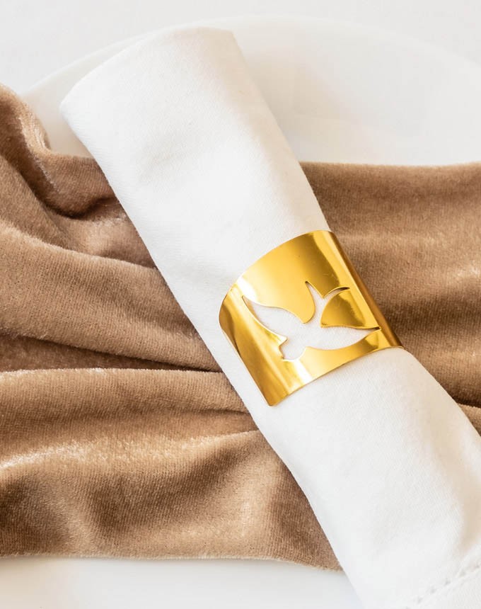 חבק יונה - זהב