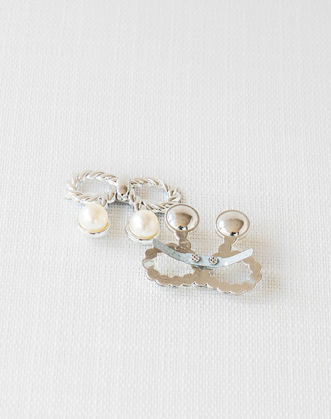 נעץ פפיון + פנינים - כסף