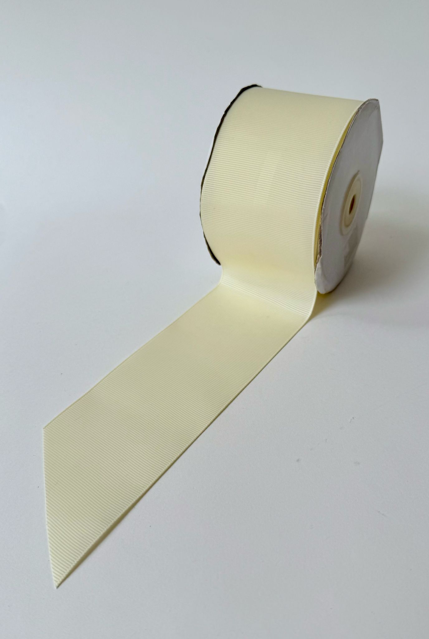 סרט ריבס 65 מ״מ - קרם