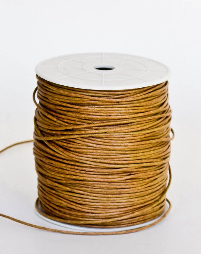 שרוך מצופה - חום בהיר