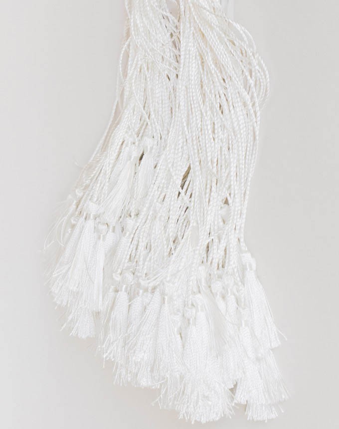 גדילים דקים - לבן