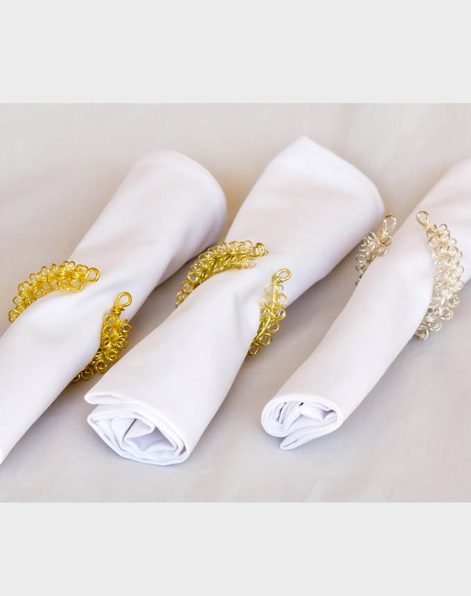 חבק מתכת פתוח