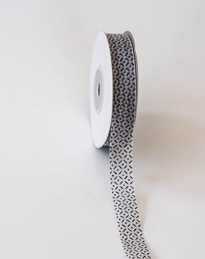 אורגנזה מוטיב סימטרי - מעוינים