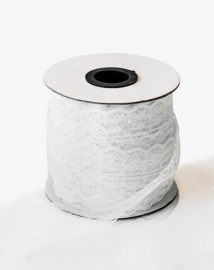 תחרה 40מ - לבן