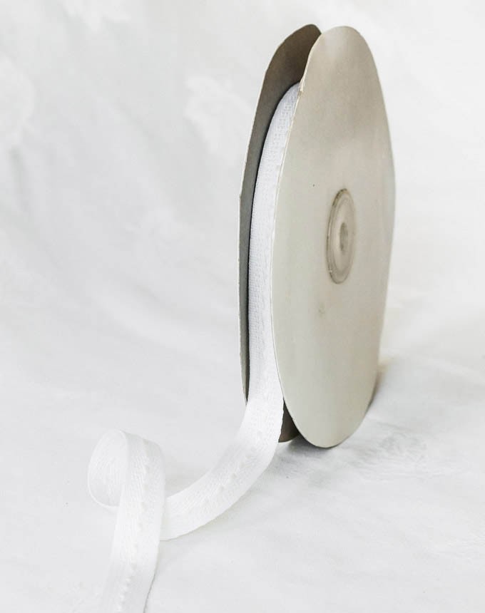 סרט כותנה רקום - לבן
