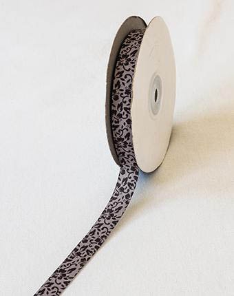 סרט פרח צבע על צבע - שחור