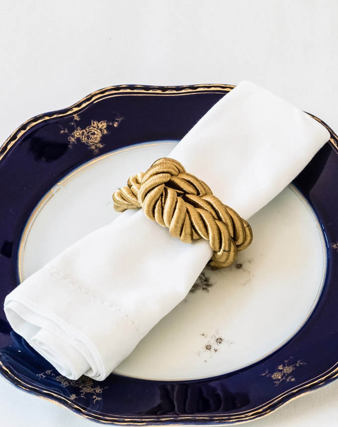 חבק קשר שטוח - זהב