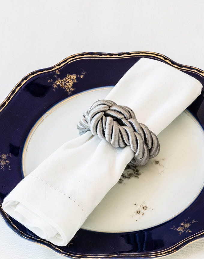 חבק קשר שטוח - אפור