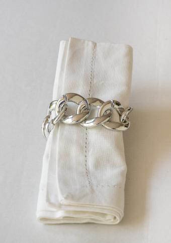 סט כסף - חבק למפית קרטייה כסף 12 יח