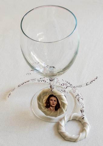 סט אדום לבן - טבעת רקועה 12יח