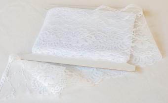 סט שולחן מתוק - תחרה לבנה 18סמ 15יארד