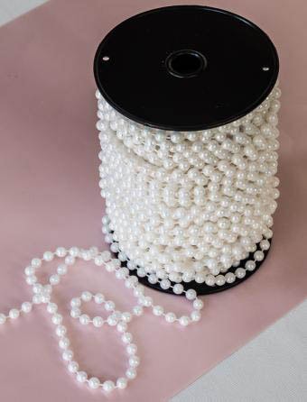 סט שולחן מתוק - שרשרת פנינים לבנות 6ממ 30יארד