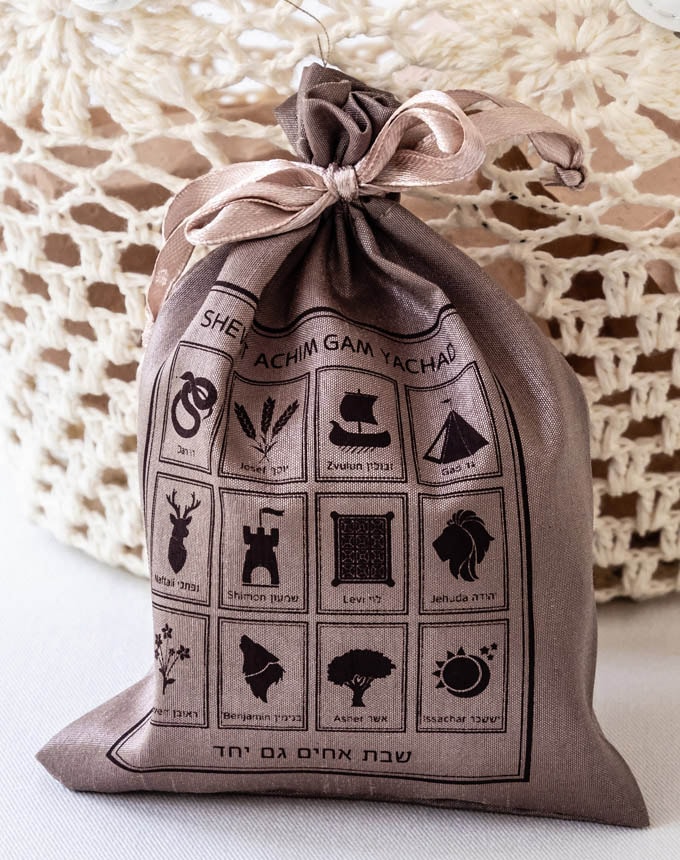 שקיות לוגו שבטים - אפור מעושן+חום