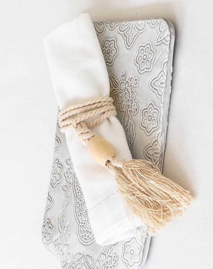 גדיל כותנה+חרוז עץ - גולמי