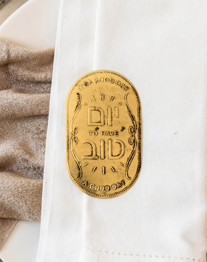 חבק קליפס GOOD DAY - זהב עתיק