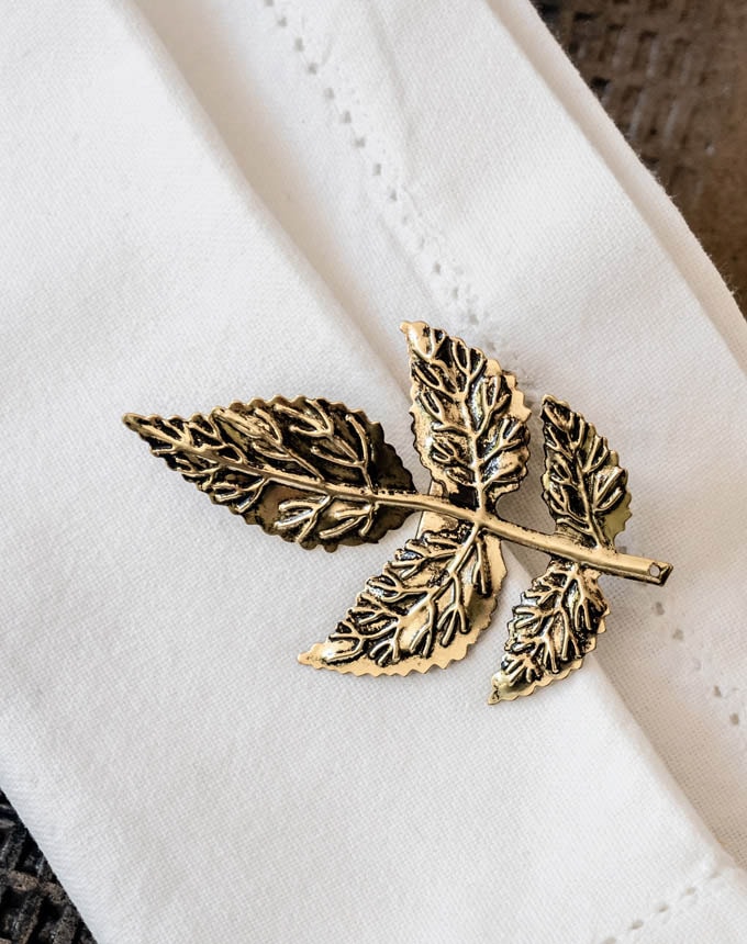 חבק קליפס עלה - זהב עתיק