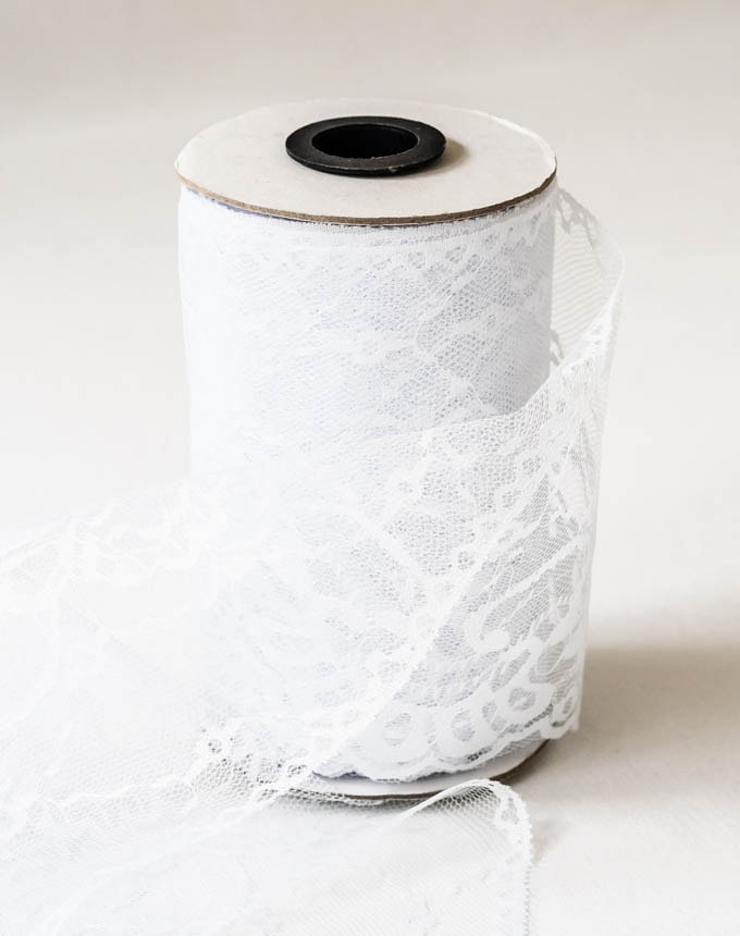 תחרה 13 ס״מ - לבן