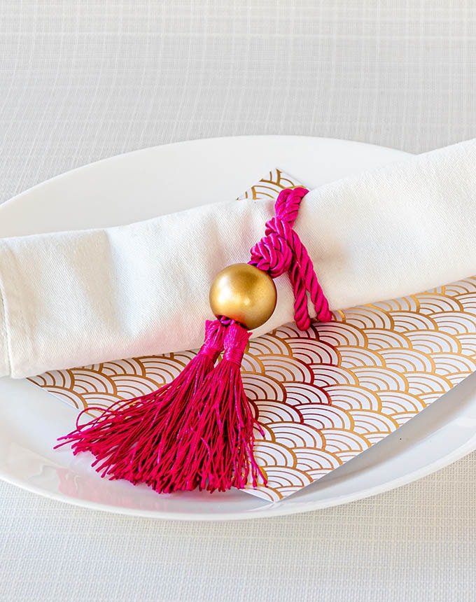 גדיל עבה+אבן השחלה - פוקסיה