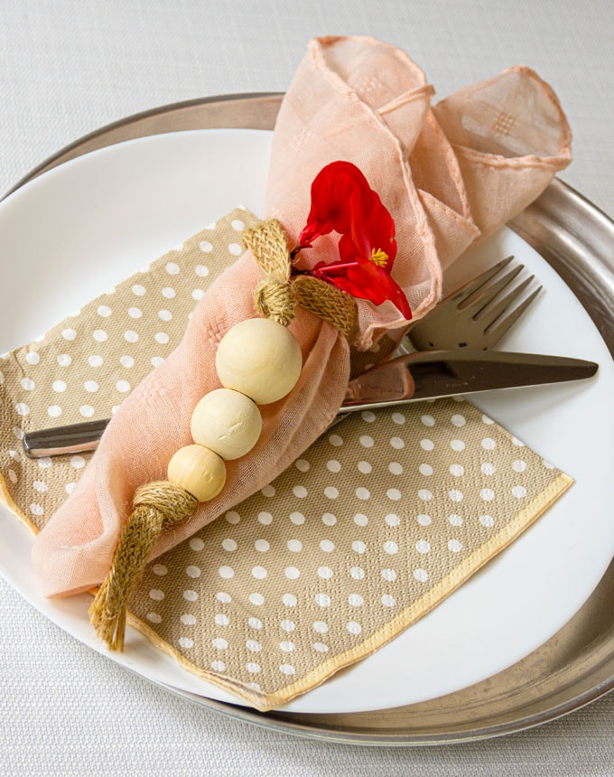 חבק 3 חרוזי עץ - טבעי