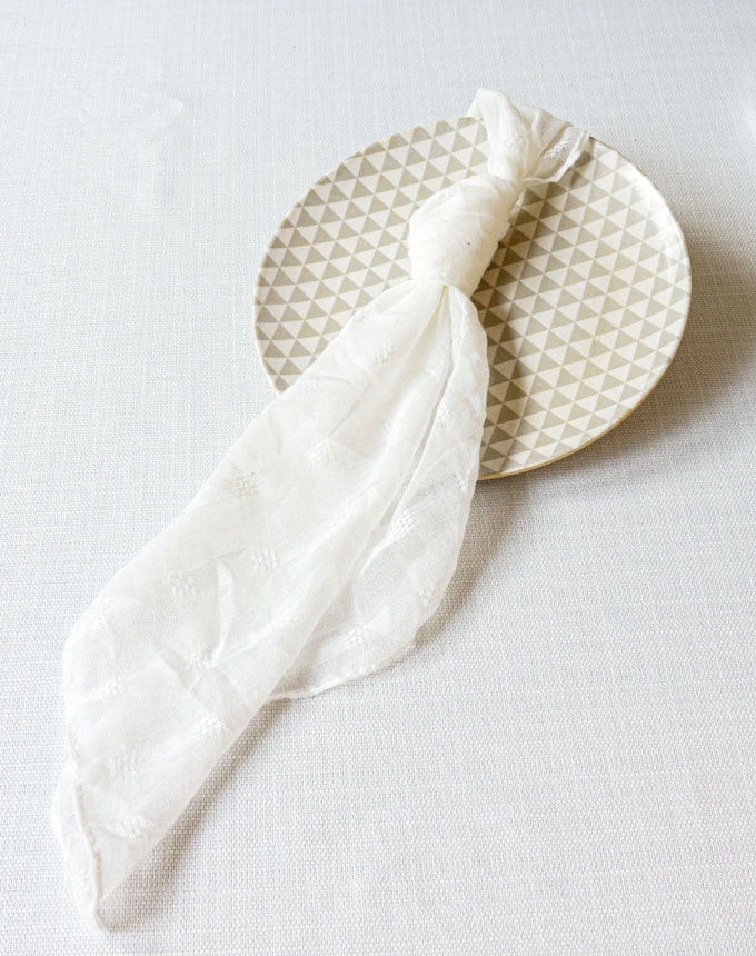 מפיות טטרה ריבועים קטנים - לבן שבור