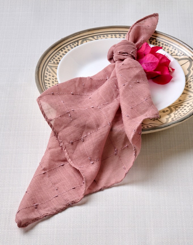 מפיות נקודות ריבועים - ורוד עתיק