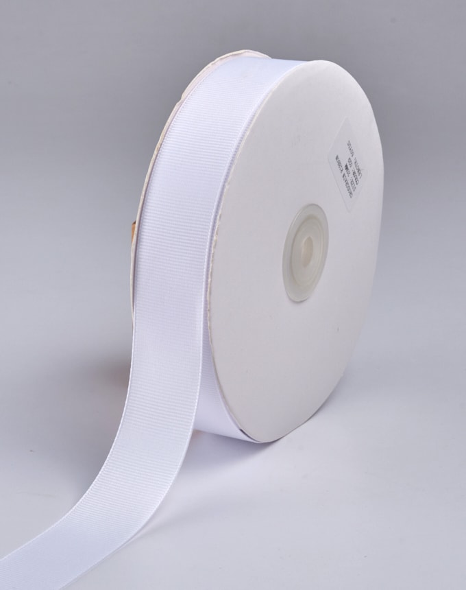 סרטי ריבס - לבן