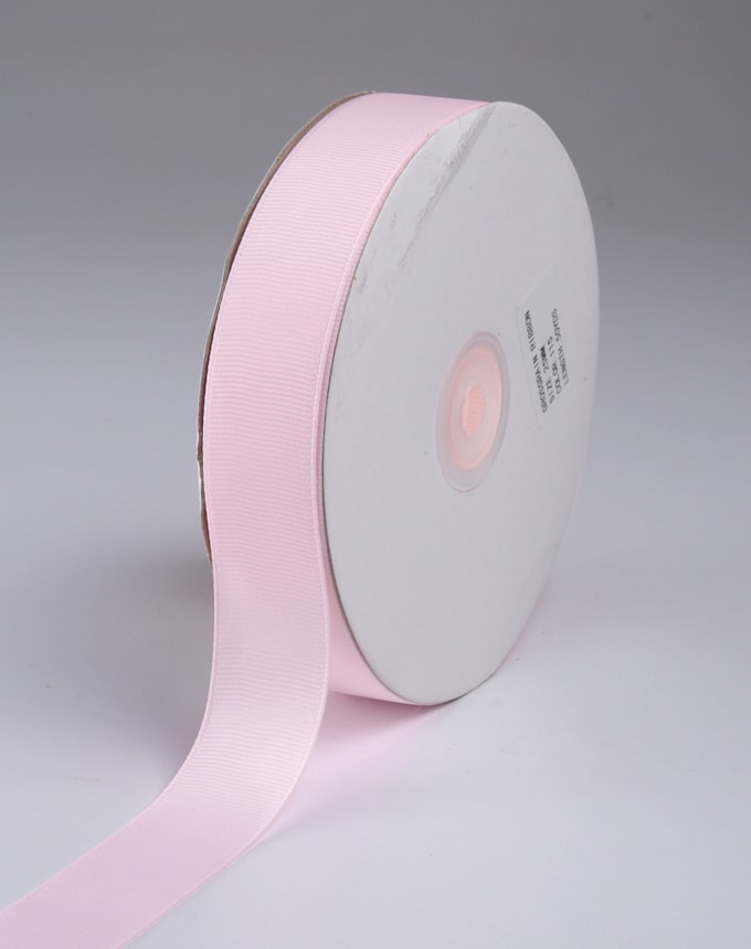 סרטי ריבס - ורוד בייבי