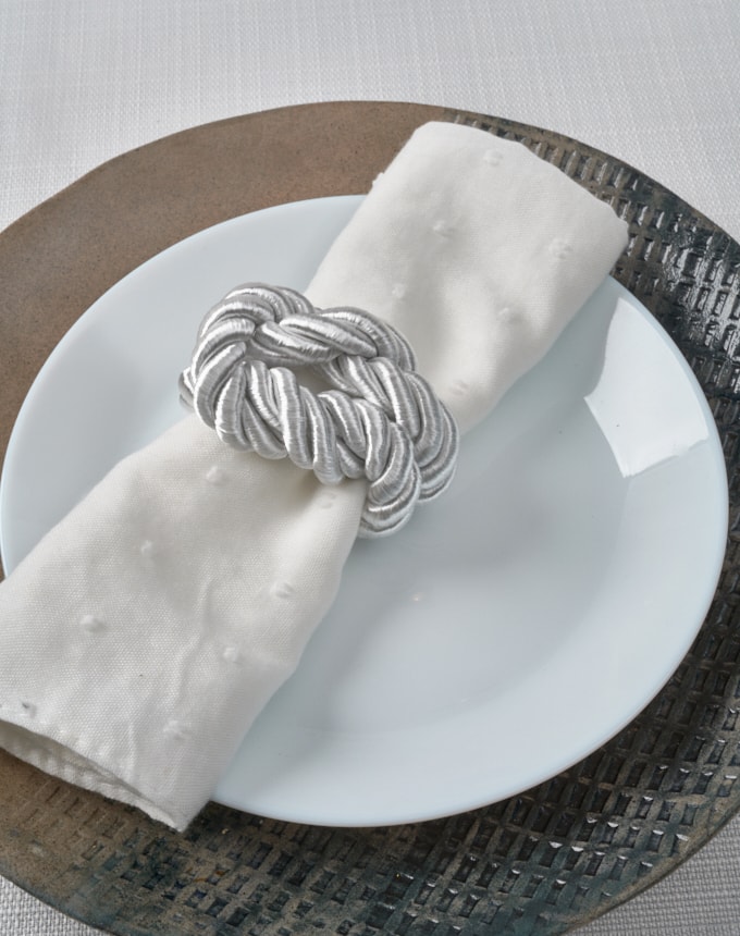 חבק קשר שטוח - לבן