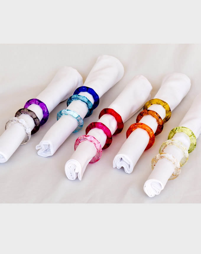 טבעת רקועה שקופה