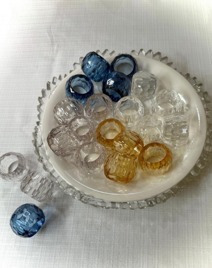 חבק טבעת אקרילית רחבה