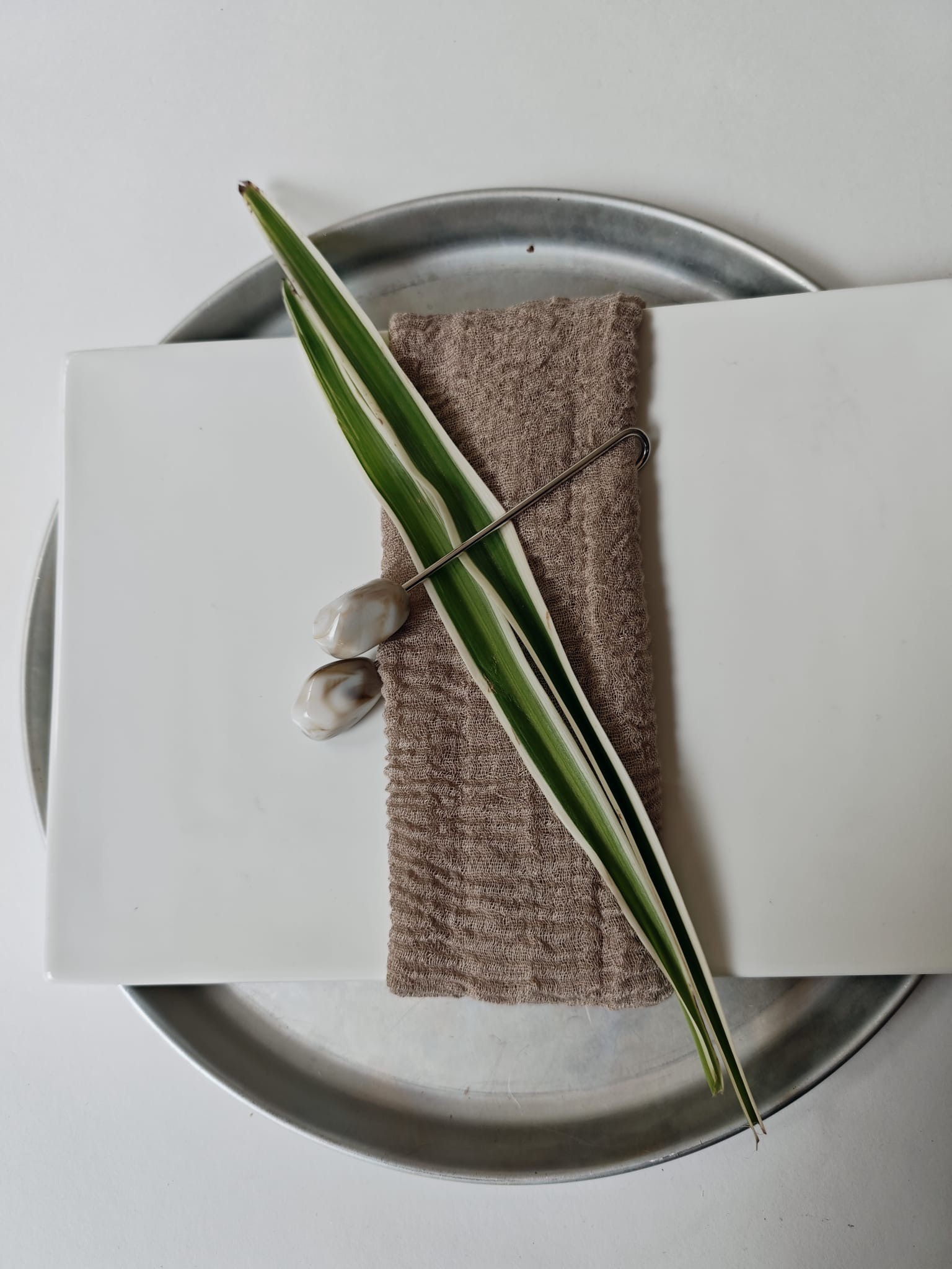 חבק מוארך אבן - כסף צדף