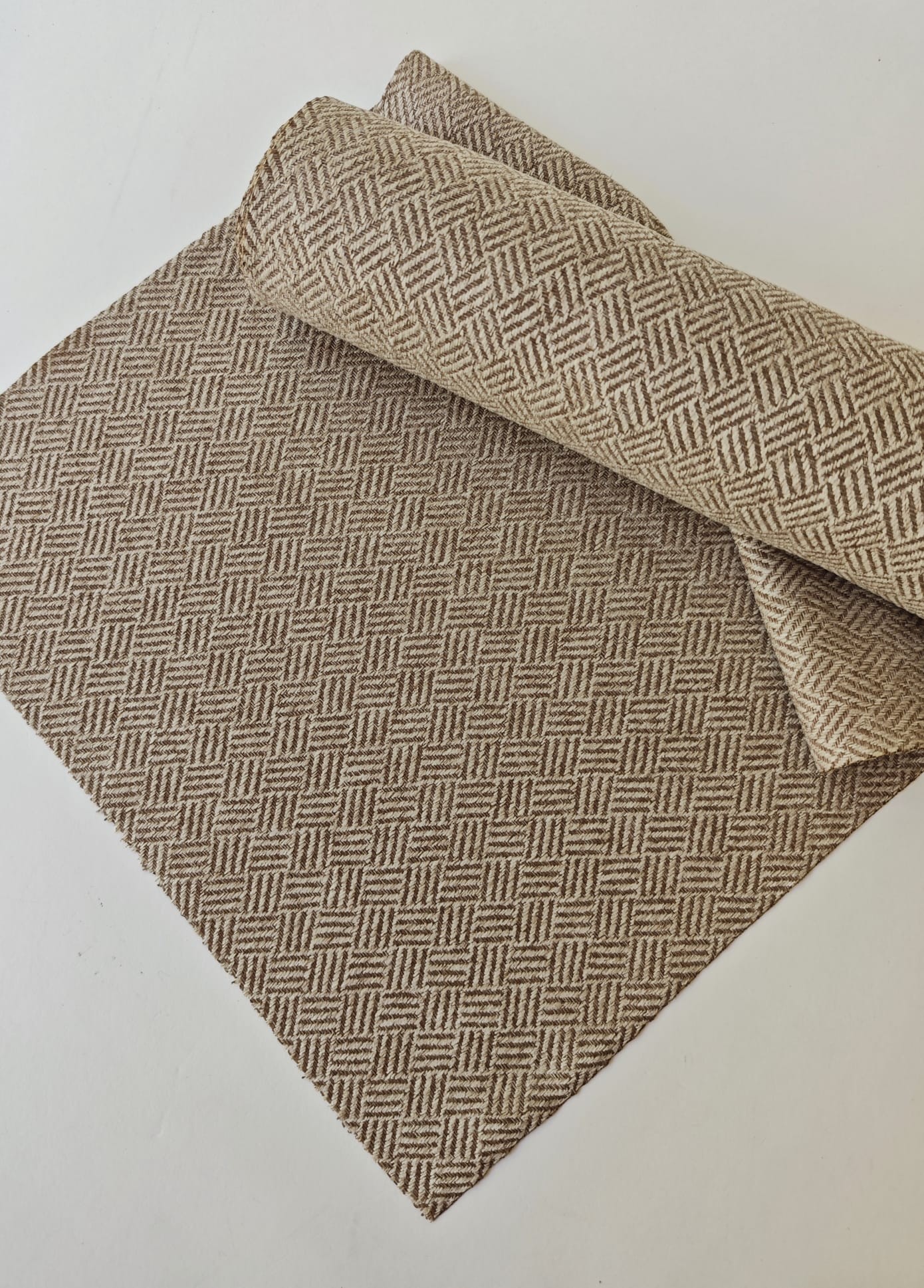 רנר טוויד 28ס״מ על 3 מטר - באג׳