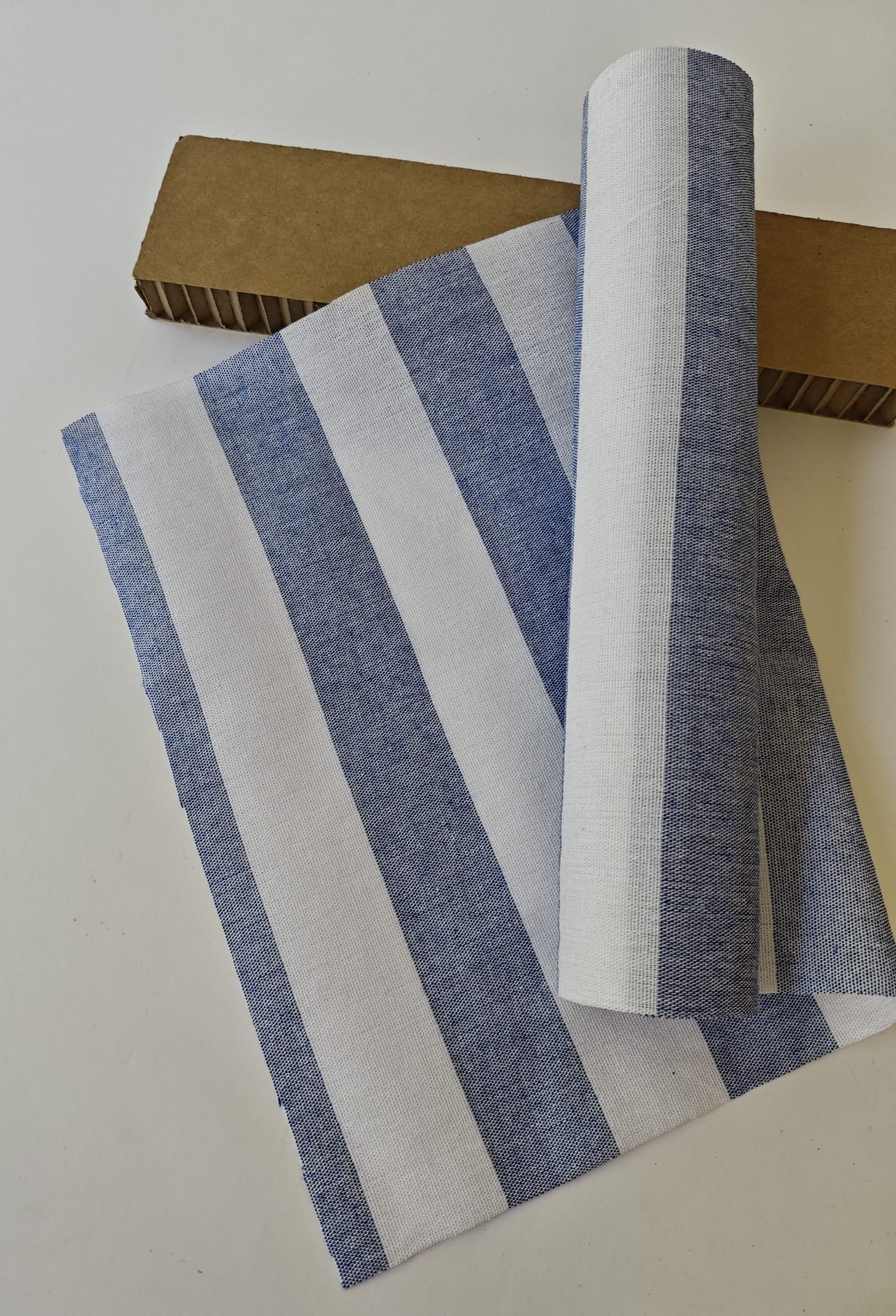 רנר פסים נורדי 36 ס״מ על 3 מטר - כחול לבן