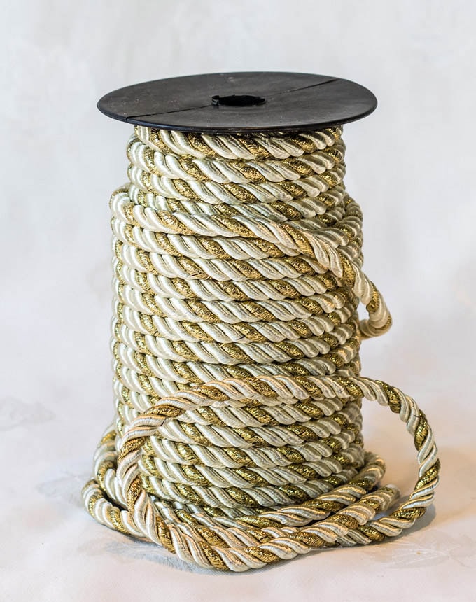 שרוך מגולגל משולב 8 מ"מ - קרם משולב זהב